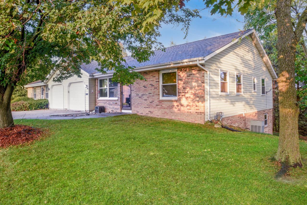 1803 Hilltop Dr, West Bend, WI 53095