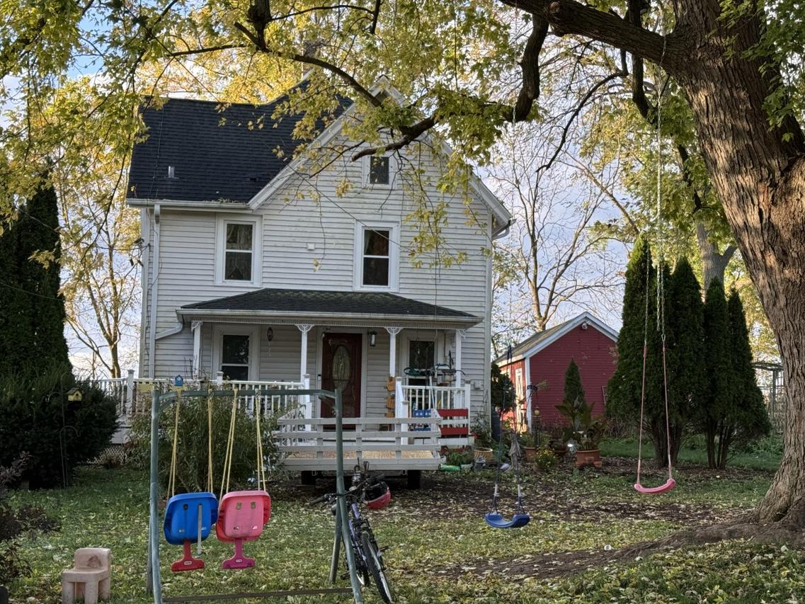 S96W25145 Mound Ave, Vernon, WI 53103