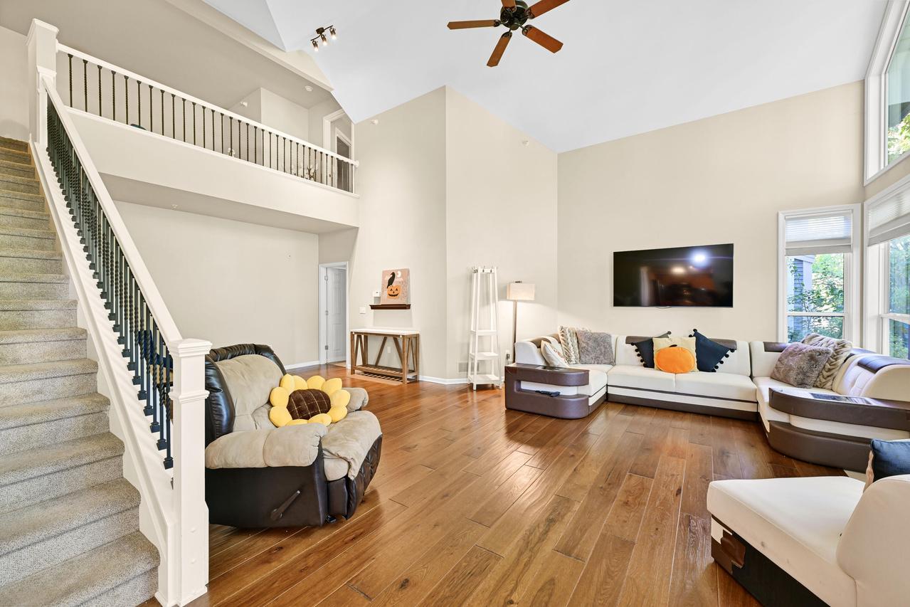 14241 W Waterford Sq., New Berlin, WI 53151