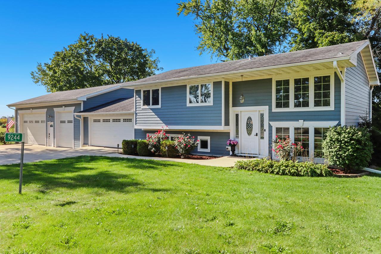 9244 391st Ave, Randall, WI 53128