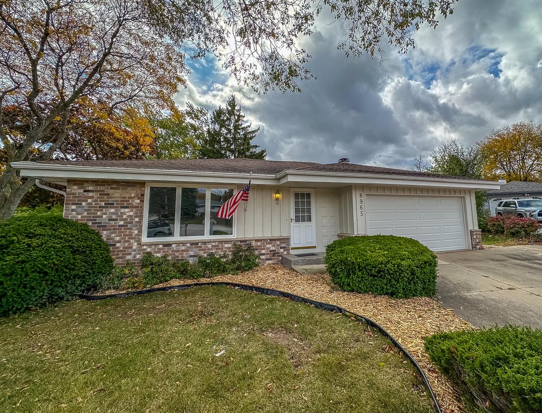 8965 N 86th St, Milwaukee, WI 53224