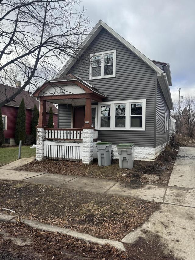 2225 N Hubbard St., Milwaukee, WI 53212