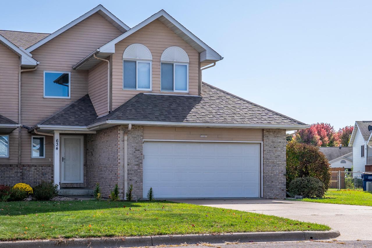634 Meier Ln, Onalaska, WI 54650