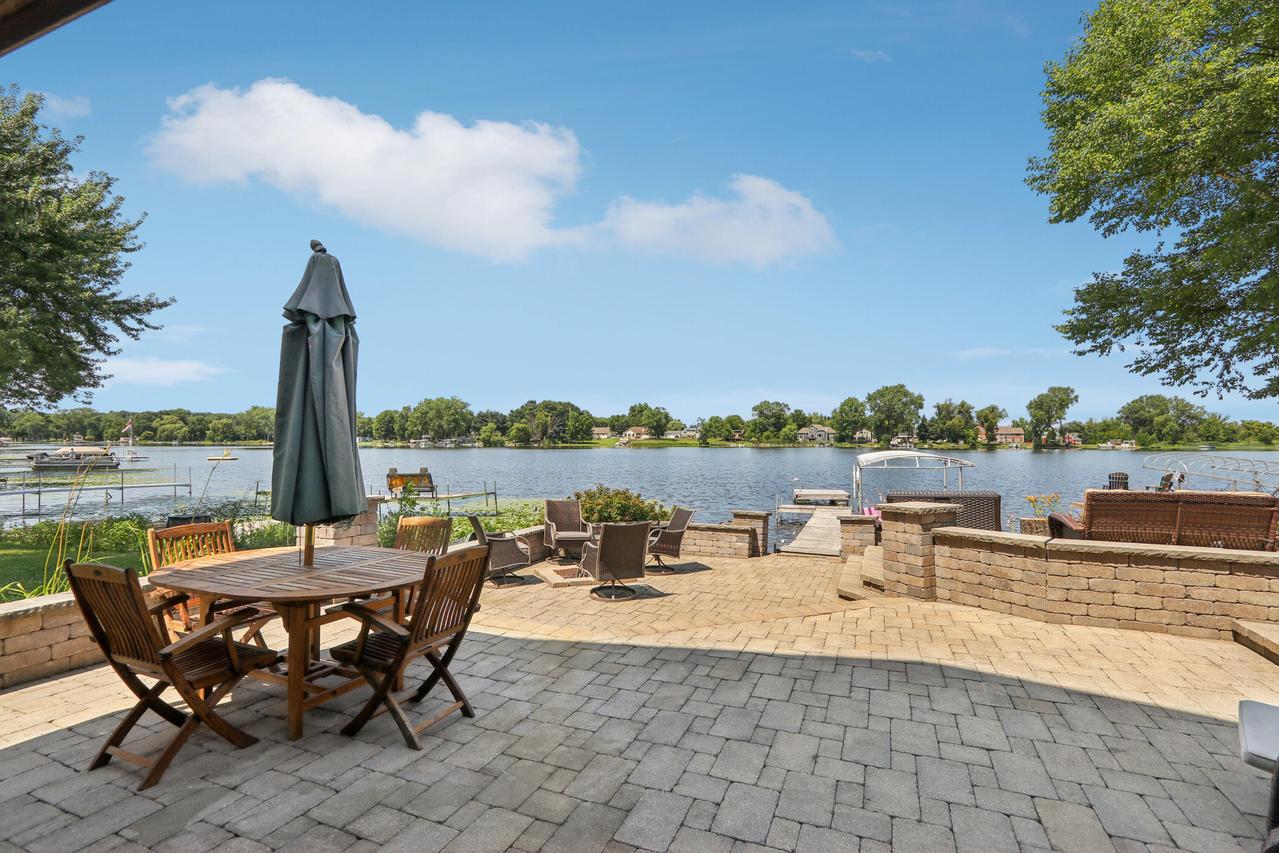 3362 S Shore Dr, Richfield, WI 53033