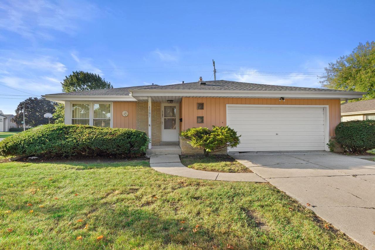 1101 Harmony Dr, Racine, WI 53402