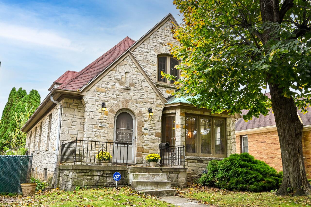 2906 S 45th St, Milwaukee, WI 53219