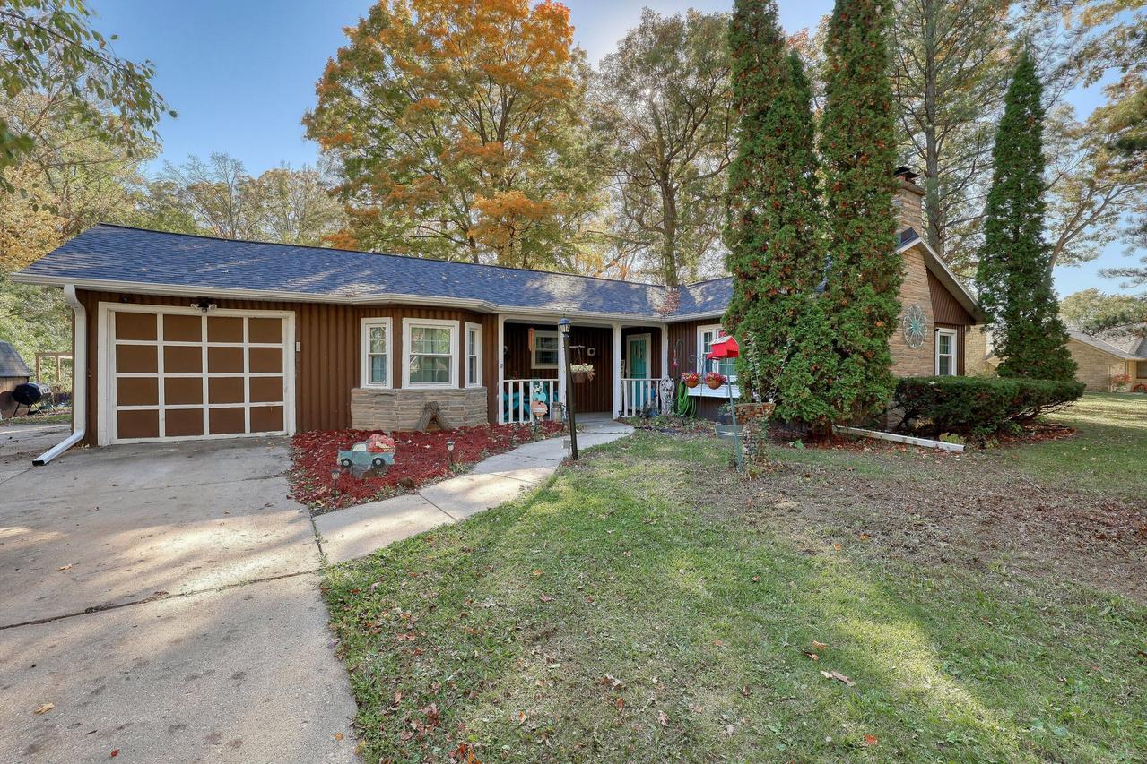 11031 W Ruby Ave., Wauwatosa, WI 53225