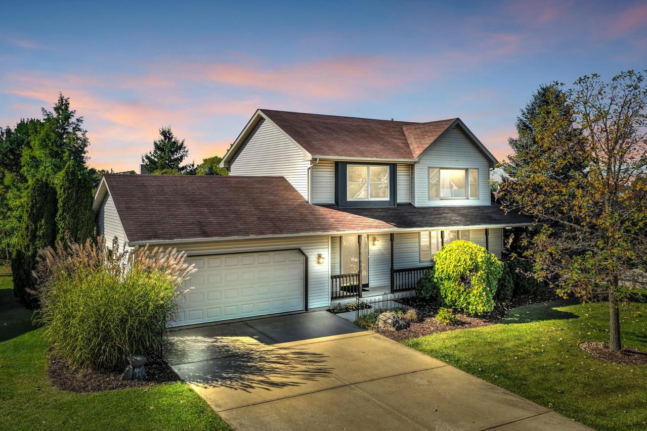 2520 Amber Ln, Mount Pleasant, WI 53406