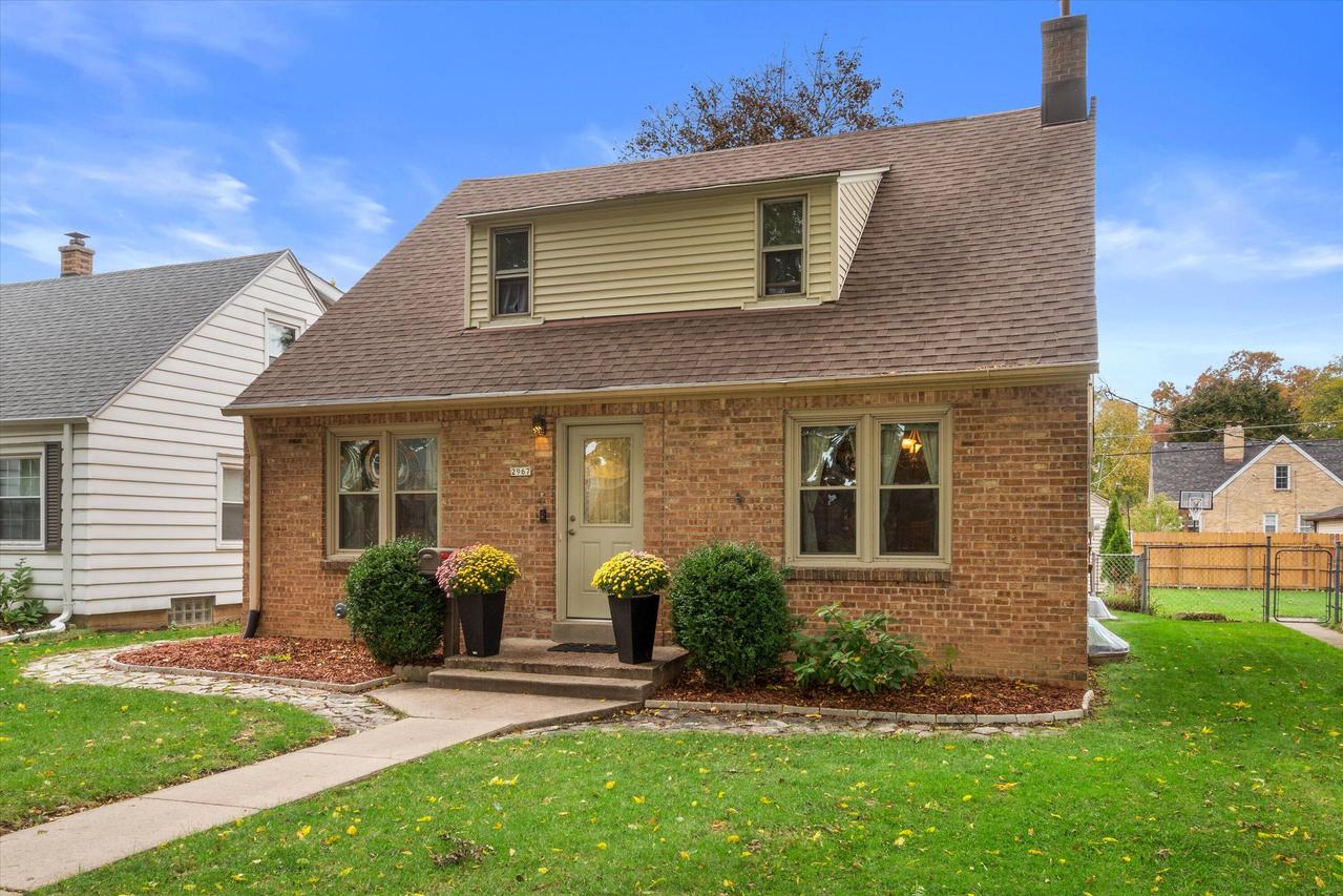 2967 N 79th St., Milwaukee, WI 53222