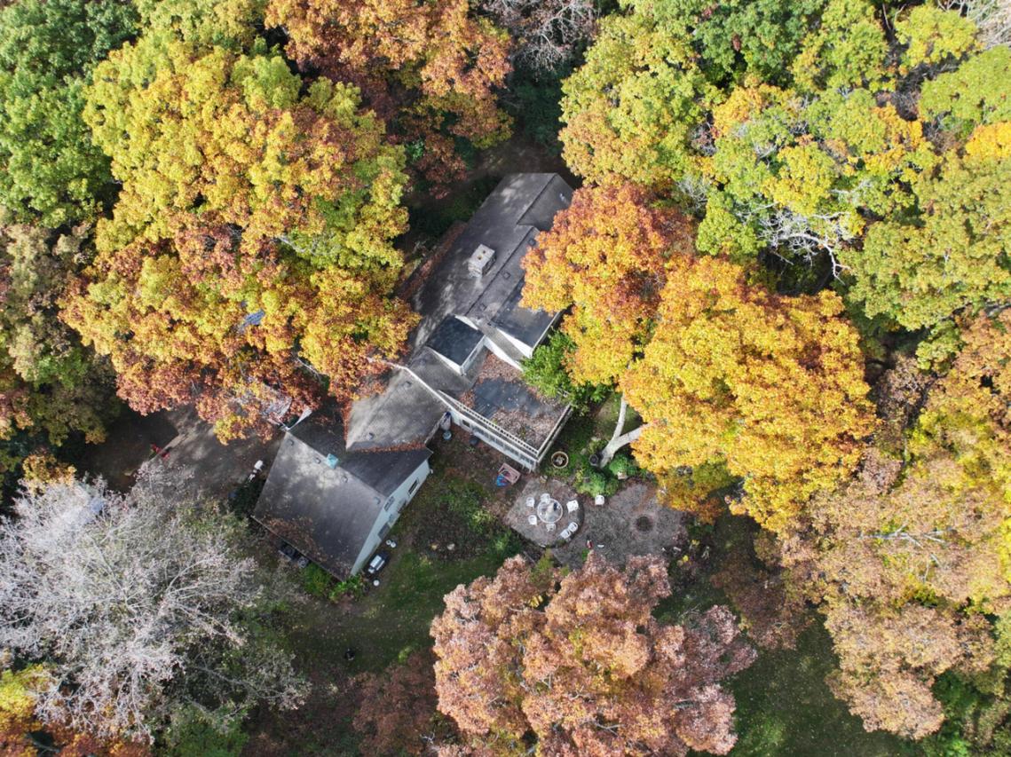 W286S4684 Woods Rd, Genesee, WI 53189