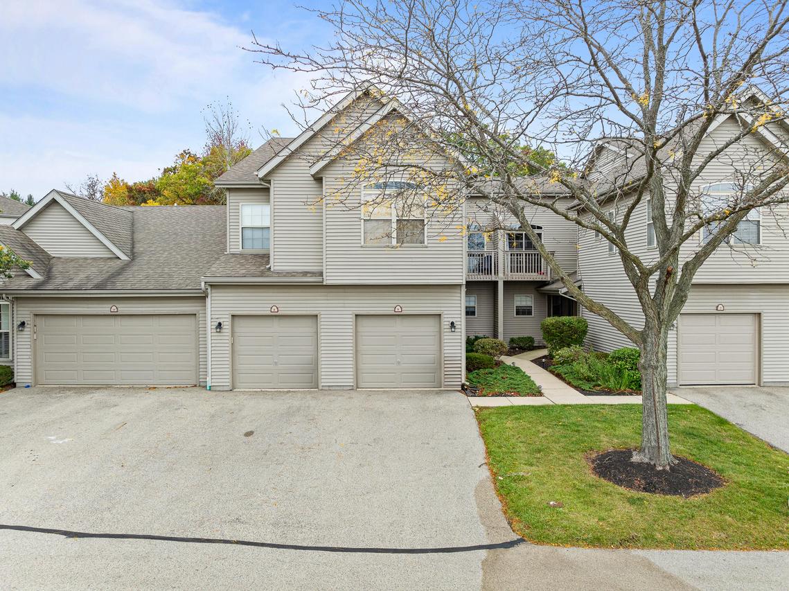500 S Edwards Blvd #9, Lake Geneva, WI 53147