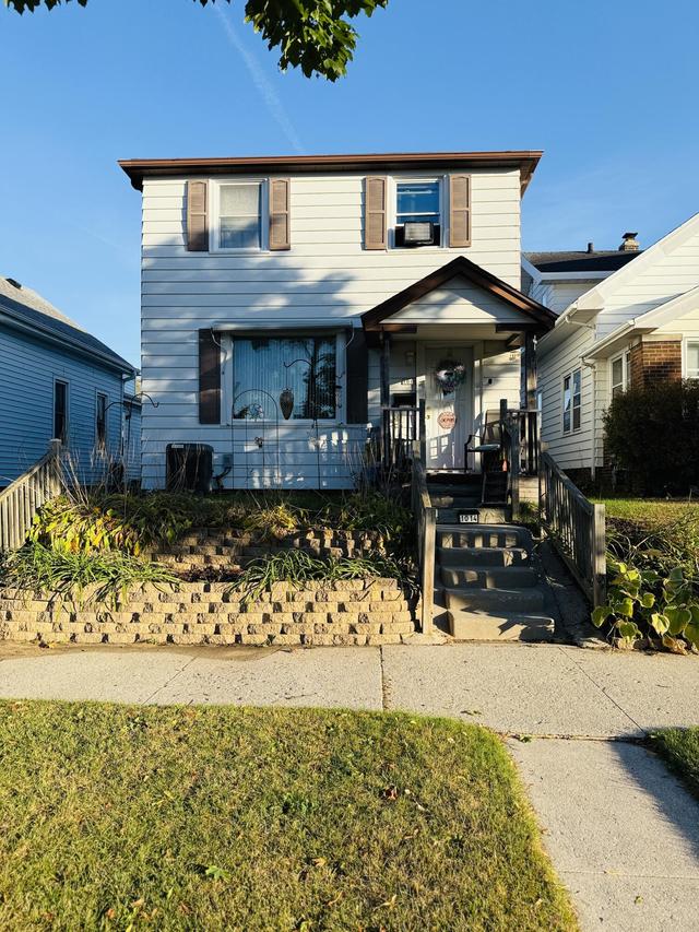 1014 Dillingham Ave, Sheboygan, WI 53081