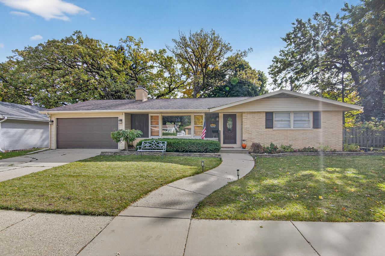 4707 Wilson Rd, Kenosha, WI 53142