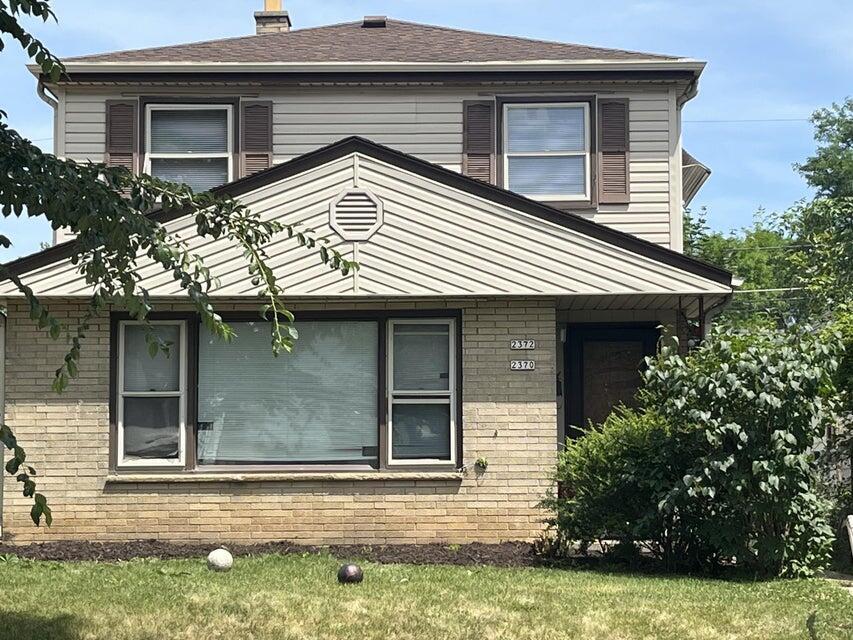 2370 S 74th St, West Allis, WI 53219