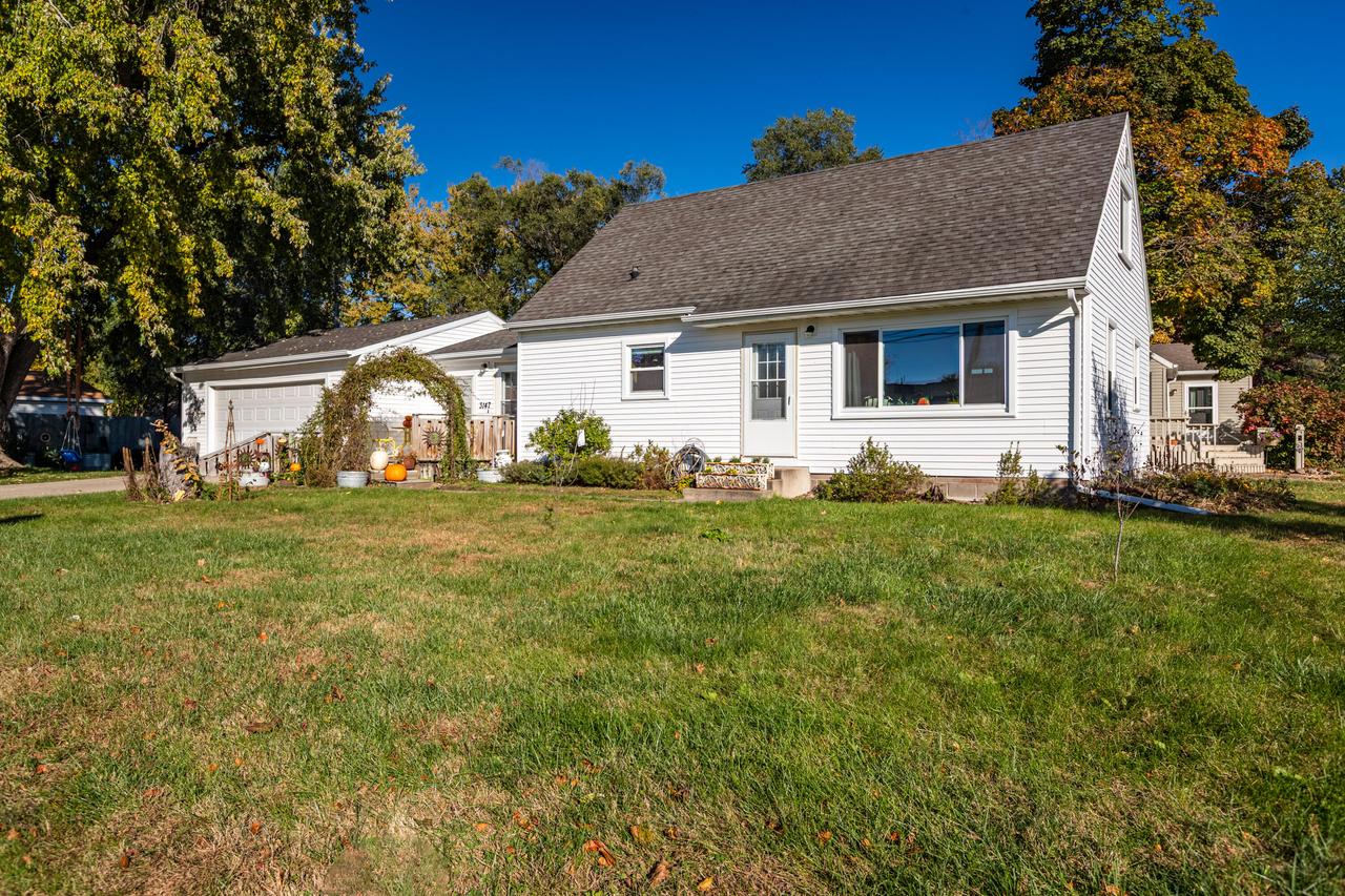 3147 S 29th St, La Crosse, WI 54601