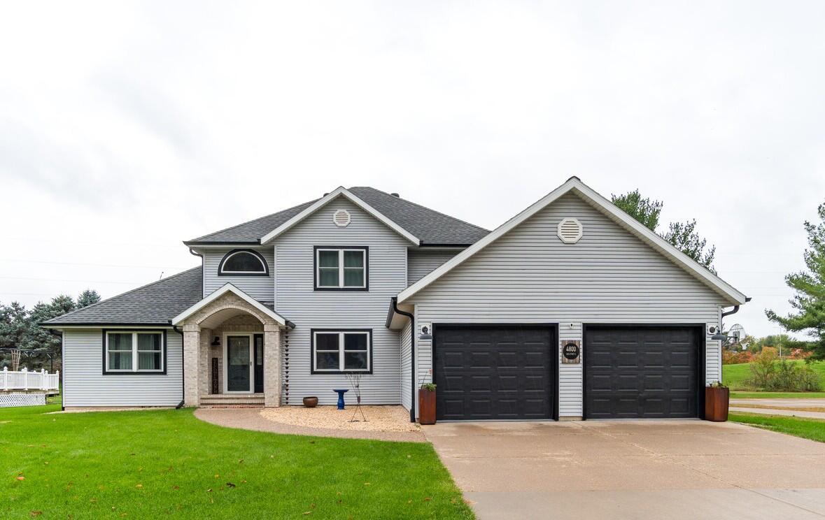 4800 33rd St, La Crosse, WI 54601