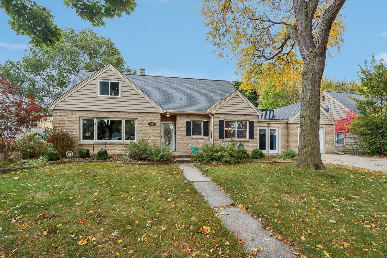 3446 N 94th St., Milwaukee, WI 53222