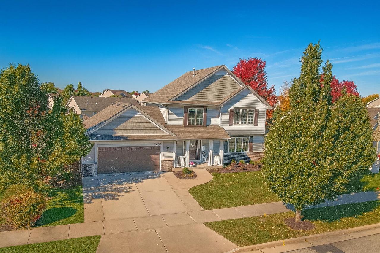 6902 152nd Ave, Kenosha, WI 53142