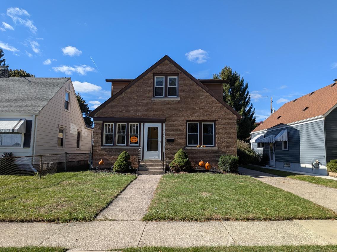 7326 40th Ave, Kenosha, WI 53142