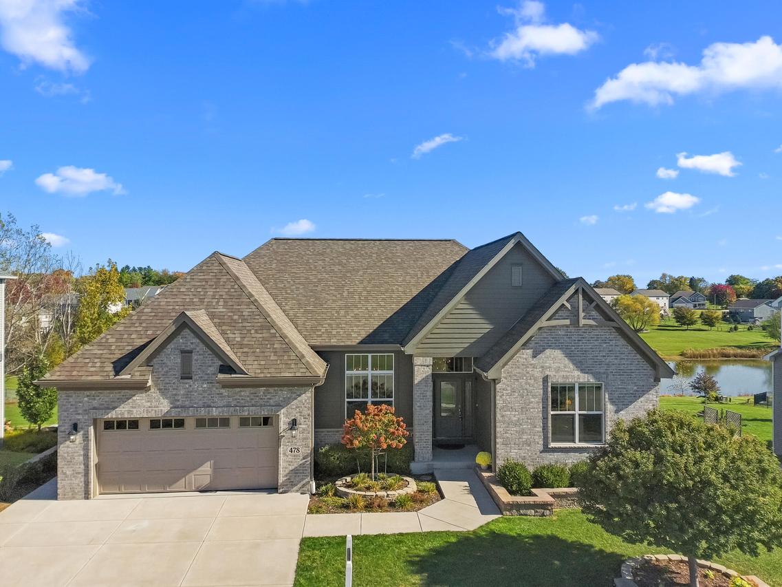 478 Tomahawk Dr, Twin Lakes, WI 53181