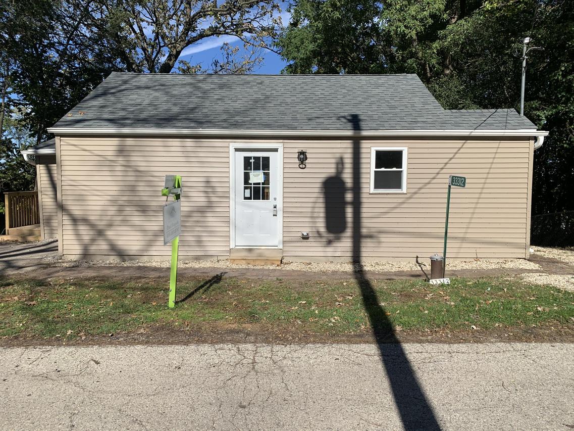 33312 Fairview Ct, Burlington, WI 53105