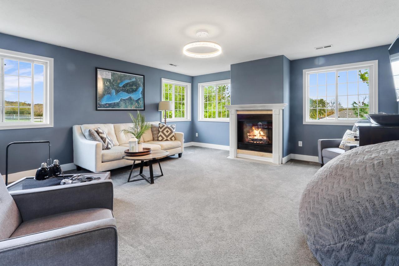 55 Stark St #12, Williams Bay, WI 53191