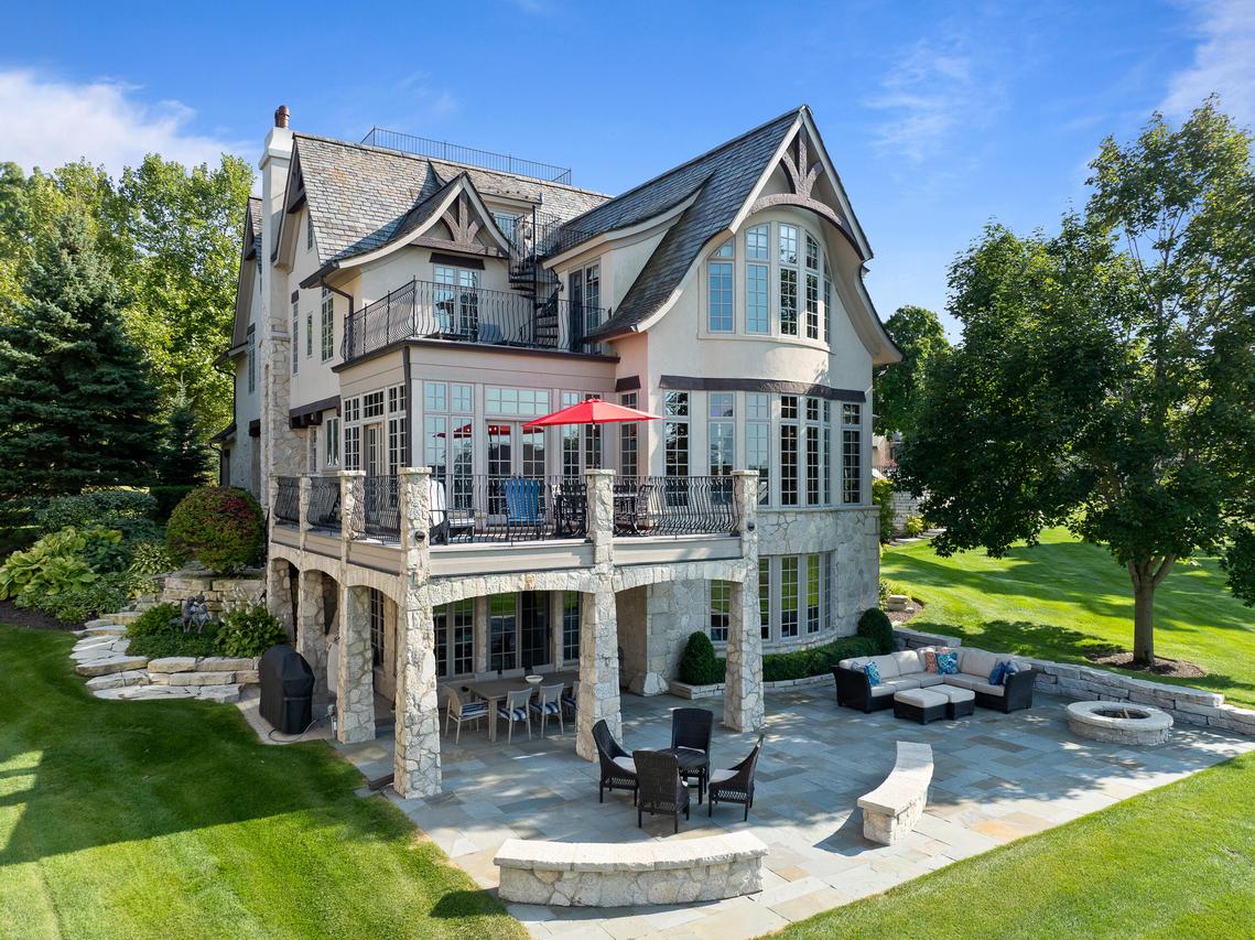 N1561 E Lakeside Ln, Linn, WI 53147