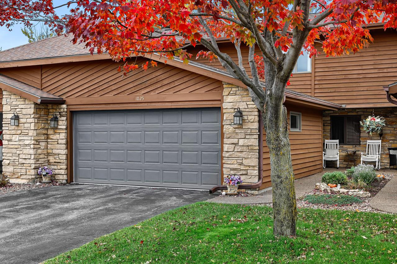 1025 N Lauderdale -, Onalaska, WI 54650