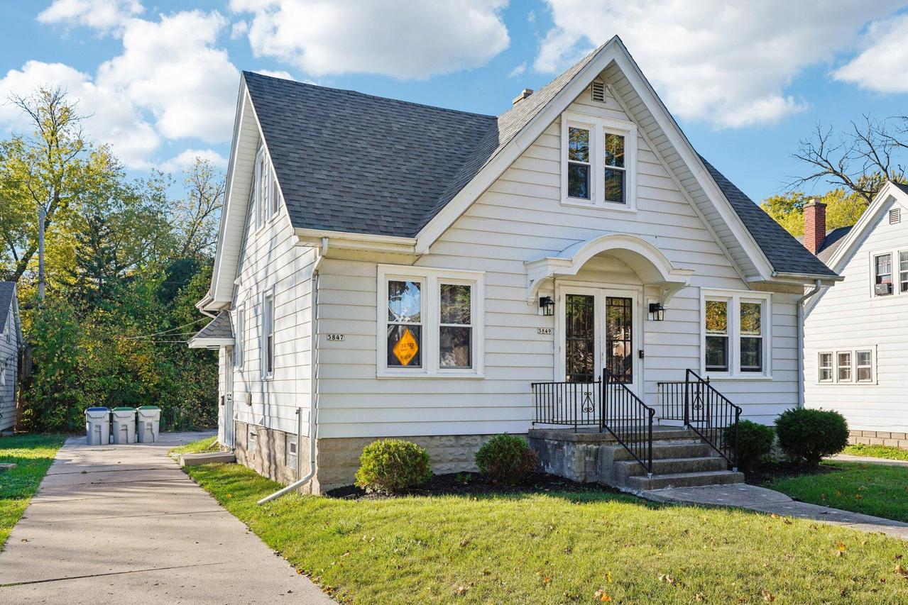 5847 N 40th St #5849, Milwaukee, WI 53209