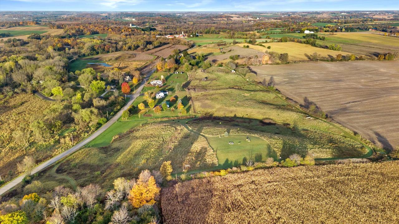 7542 W Waterford Rd #Lt3, Hartford, WI 53027