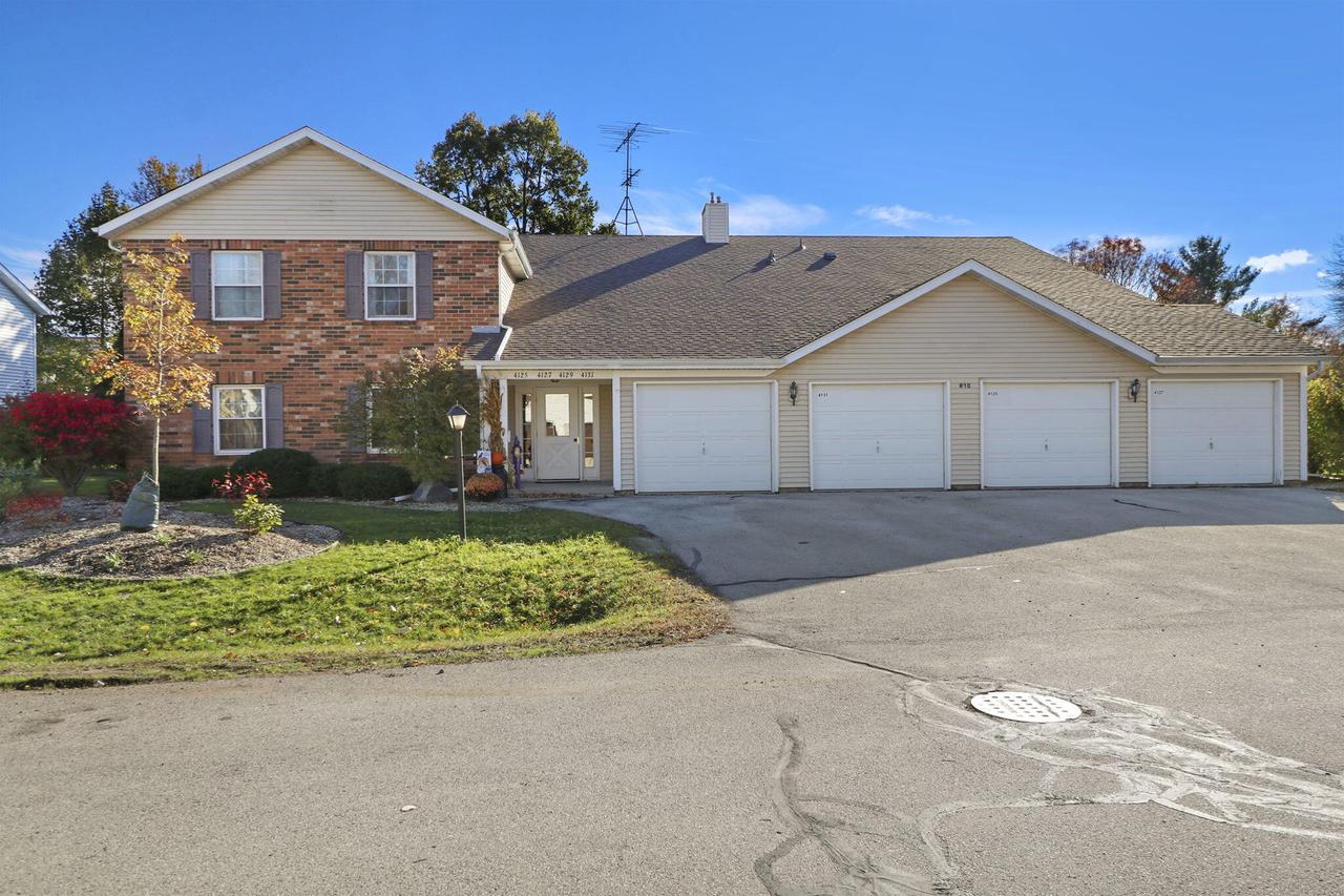 4129 81st Pl #18D, Kenosha, WI 53142