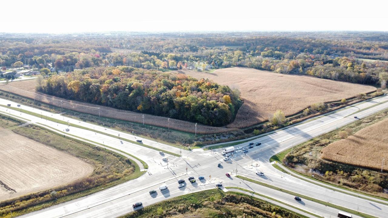 220 Old Green Bay Rd, Somers, WI 53144