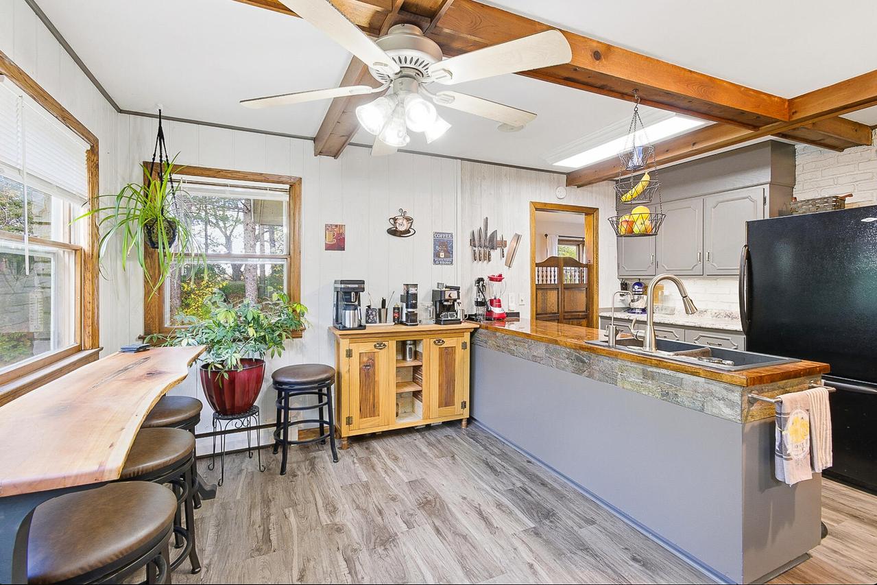 N3897 Business 26 -, Jefferson, WI 53549