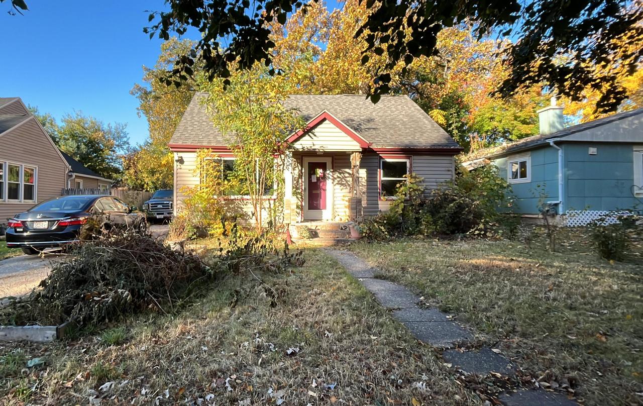 821 N Washington St, Janesville, WI 53548