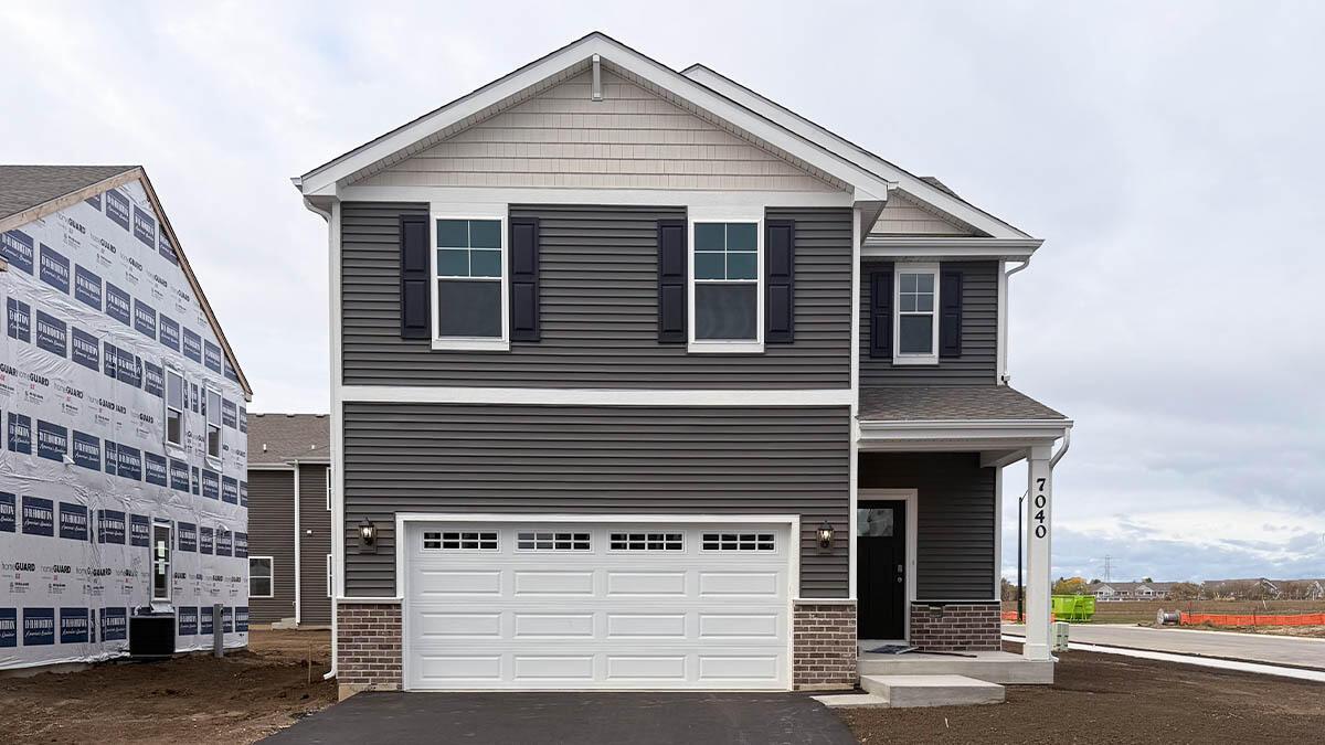 7040 Fair Oaks Rd, Mount Pleasant, WI 53403