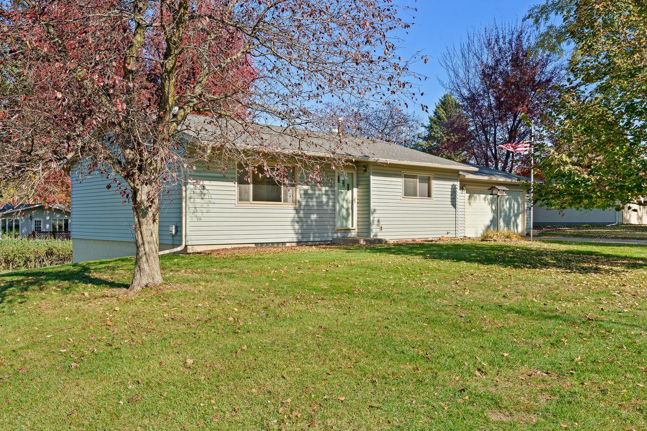 505 Flint St, Onalaska, WI 54650