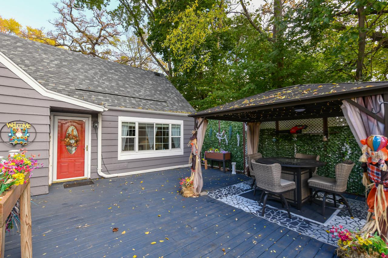 317 Delafield St, Waukesha, WI 53188