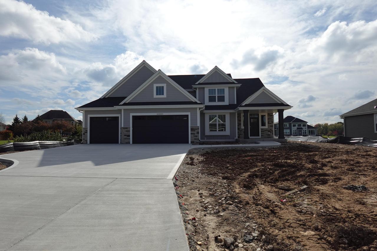 N75W24637 Overland Rd, Sussex, WI 53089