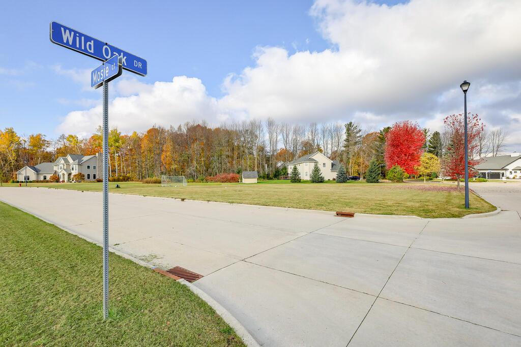 Lt27 Mosie Ct, Manitowoc, WI 54220