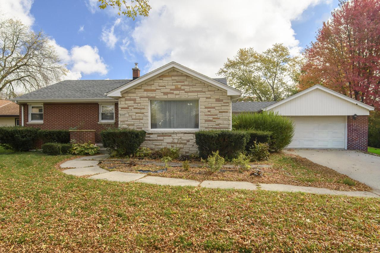 4960 N 89th St, Milwaukee, WI 53225