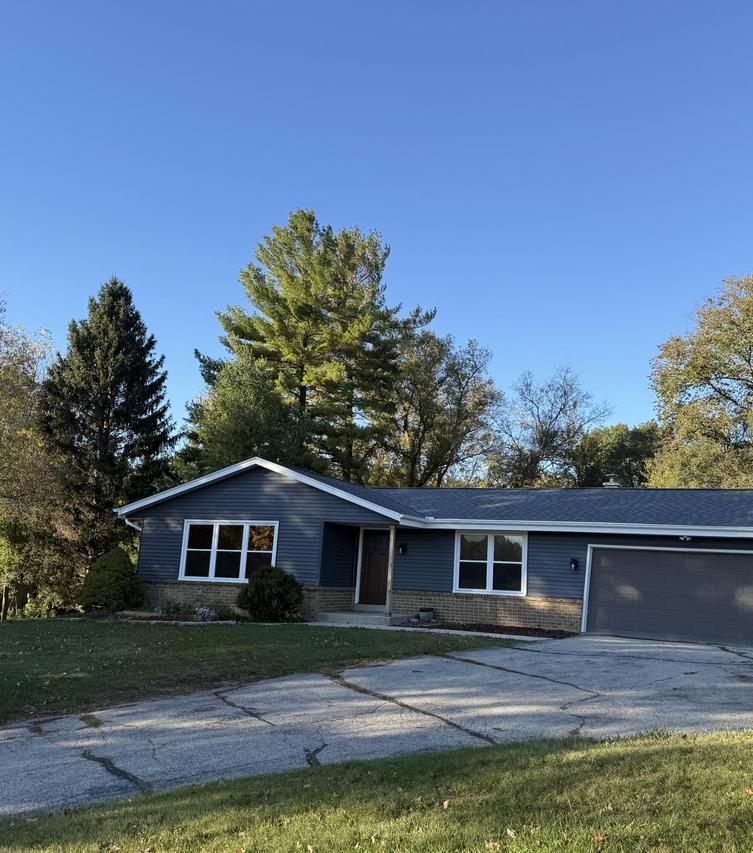 3232 Willow Creek, Richfield, WI 53017