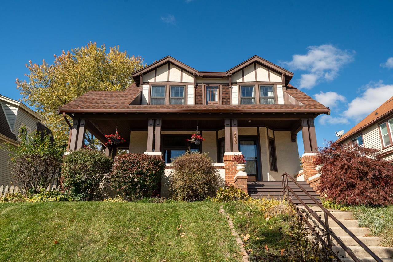 2200 Kinzie Ave, Racine, WI 53405