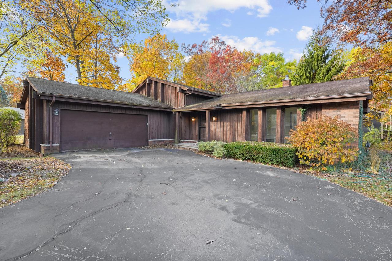 10010 32nd Ave, Pleasant Prairie, WI 53158