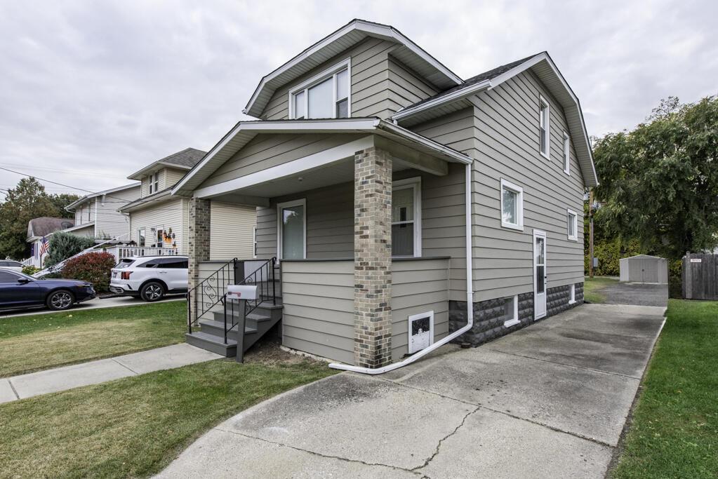 7124 26th Ave, Kenosha, WI 53143