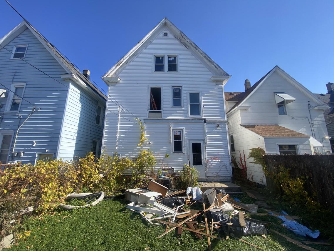 1229 S 72nd St #1231, West Allis, WI 53214