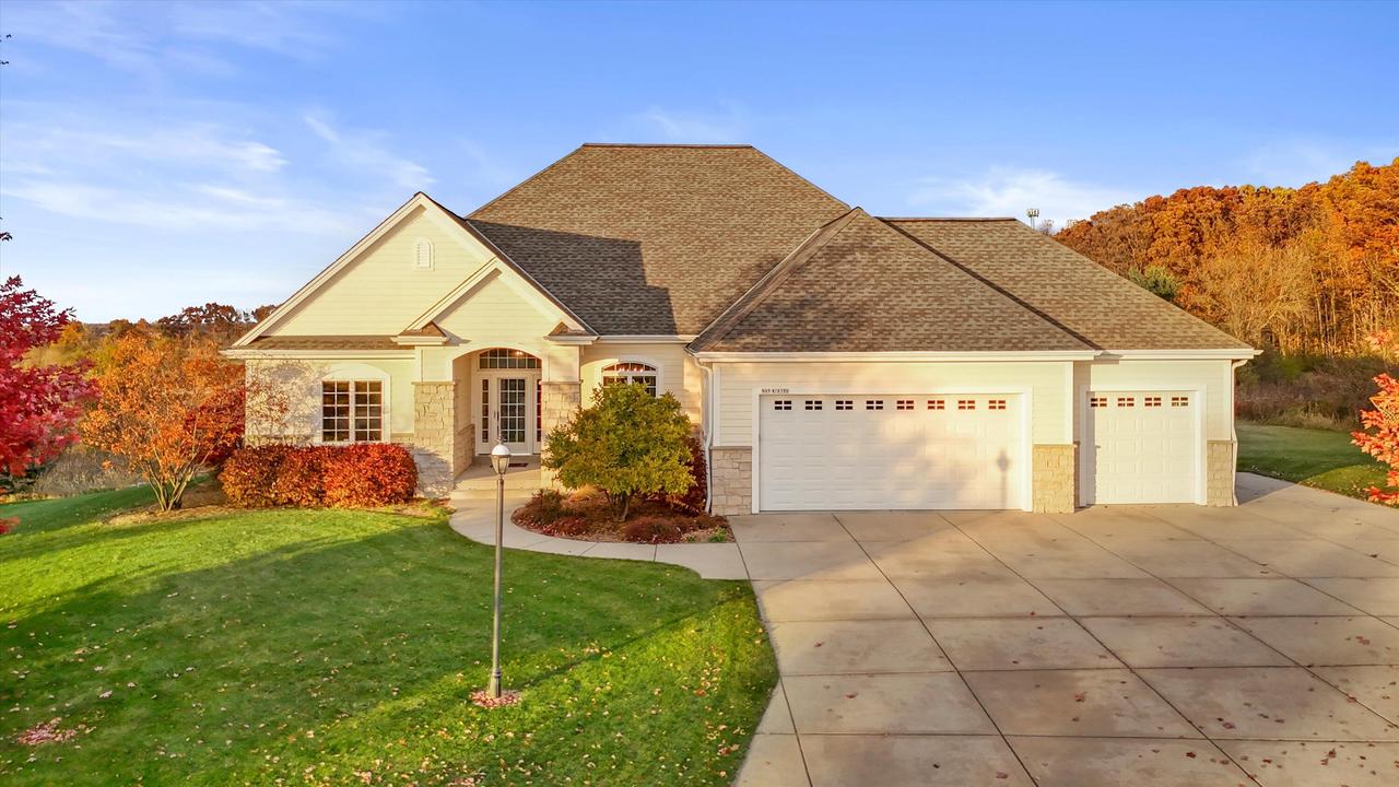 N49W18370 Green Meadow, Menomonee Falls, WI 53051