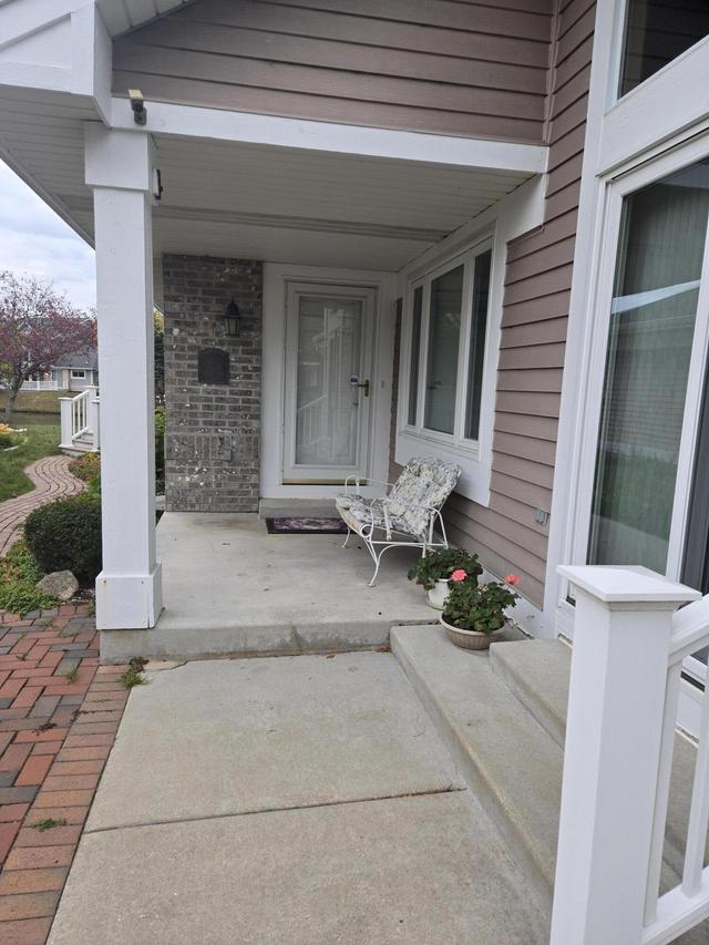 14229 W Waters Edge Trl, New Berlin, WI 53151