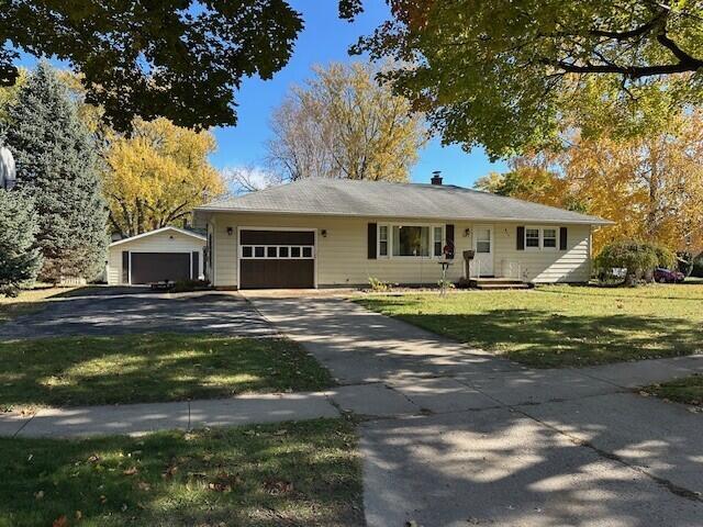 347 Zida St, Fort Atkinson, WI 53538