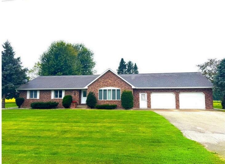 S2351 River Rd, Glencoe, WI 54612
