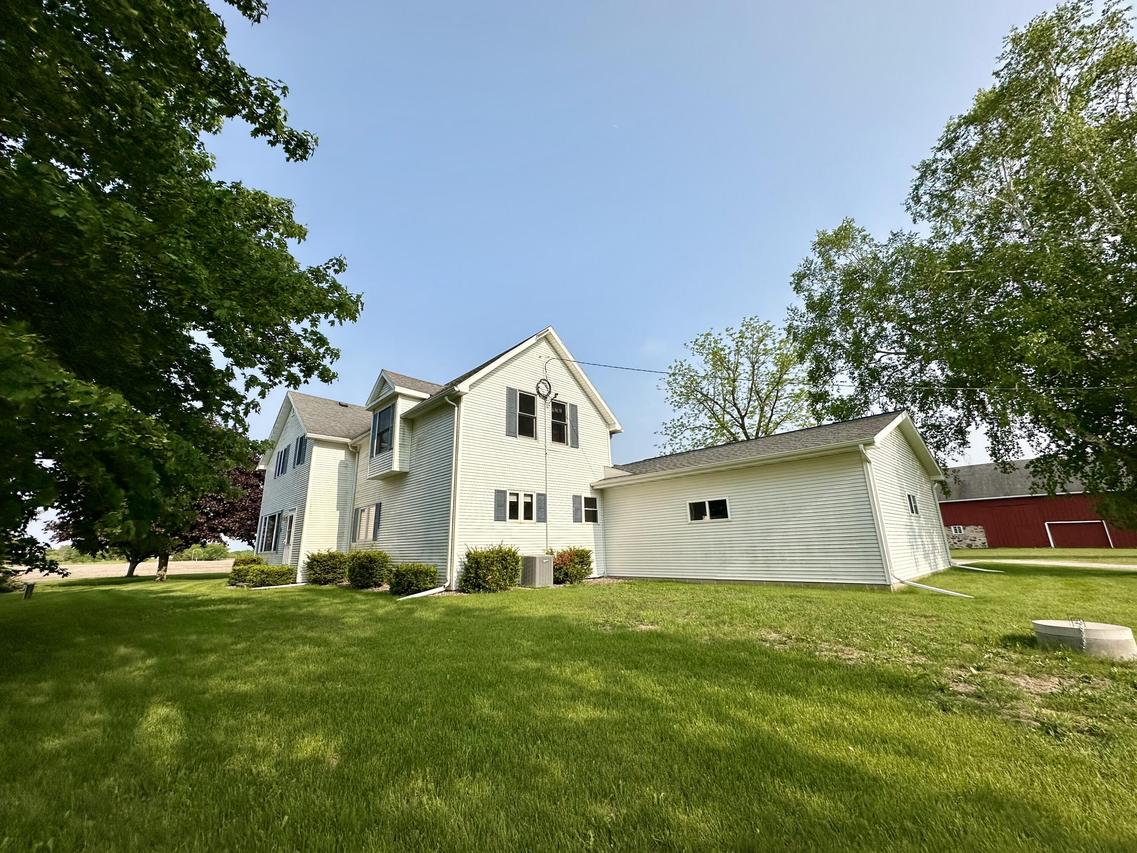 11103 Wehausen Rd, Liberty, WI 54220